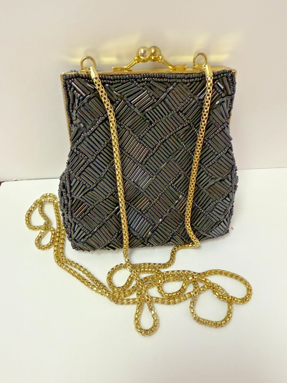 La Regale Black Beaded Evening Bag Vintage Gold Chain Kiss Lock Purse